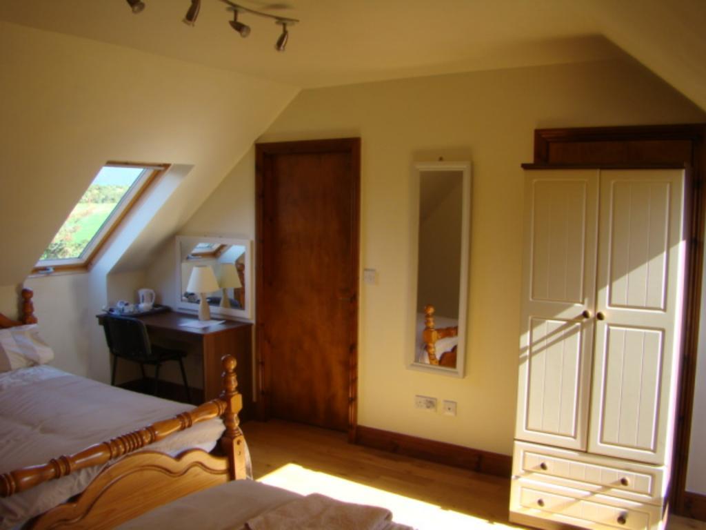 Restmore B&B Annascaul Exterior photo